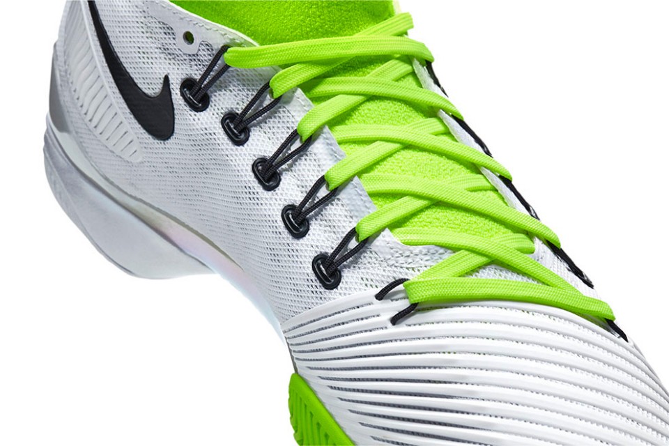 nikecourt air zoom ultra fly white/volt 2